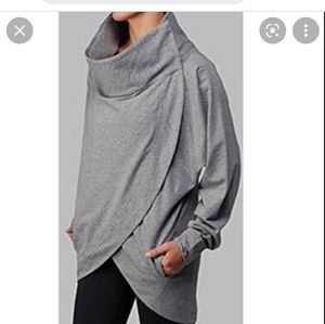 Vintage Lululemon cocoon wrap